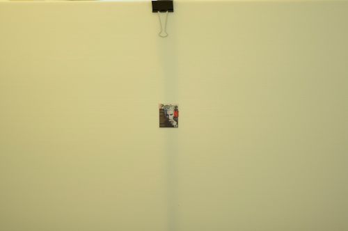 Sumber cahaya lampu pijar/incandescent dengan setting WB pada INCANDESCENT