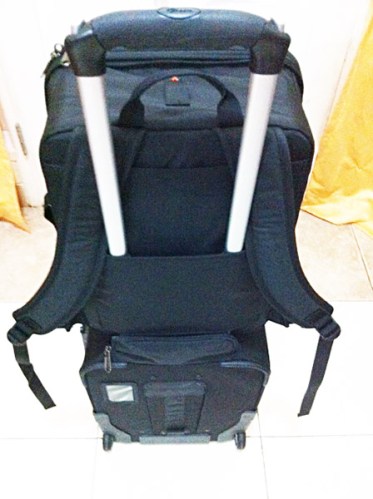 Mudah untuk "menggendong" tas lainnya