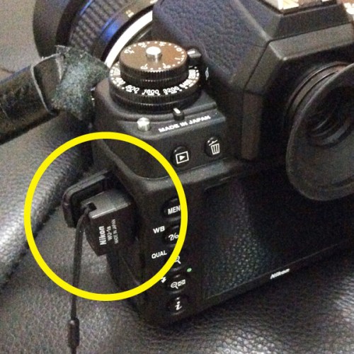 Tancapkan WU-1a pada konektornya