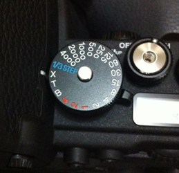 Pada Button terdapat code "X" sebagai X synchro speed