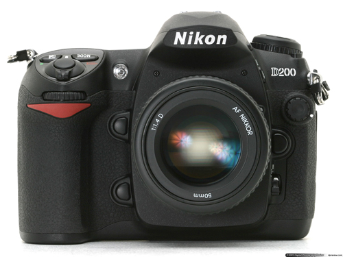Generasi kedua Nikon D200