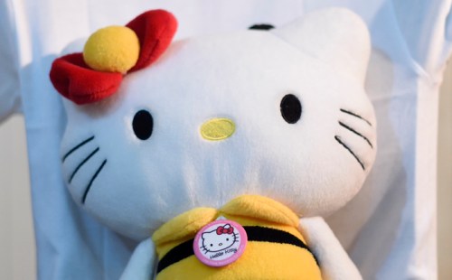 WB Auto 1 croped 33%, terlihat putih cukup baik walaupun masih sedikit terlihat kuning.