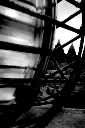 Sang surya kala malam